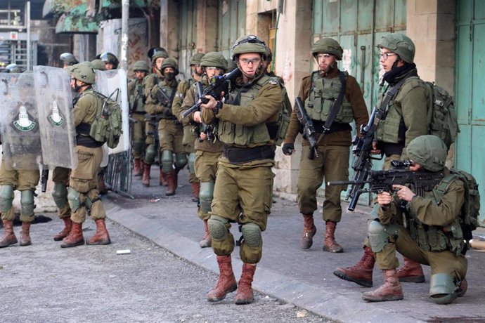 Fuerzas de seguridad de Israel durante una protesta en Cisjordania contra el conocido como 'acuerdo del siglo'