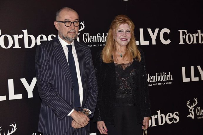 Andrés Rodriguez y Carmen Cervera acuden a los Premios Forbes CEO de la década en Madrid
