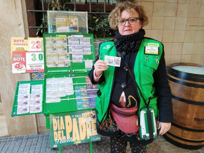 María del Mar Moreno, vendedora de la ONCE en Cádiz