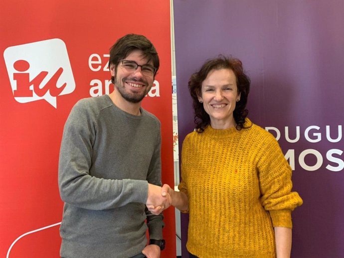 Lander Martínez, secretario general de Podemos Euskadi, e Isabel Salud, coordinadora general de Ezker Anitza-IU