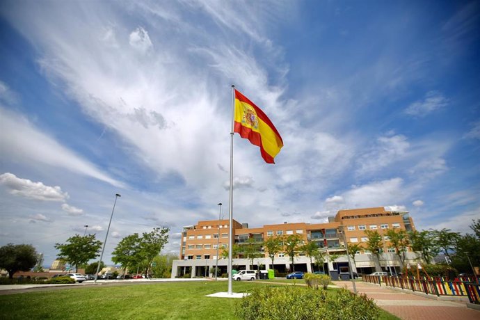 Imagen de recurso de una bandera española en la localidad madrileña de Las Rozas.