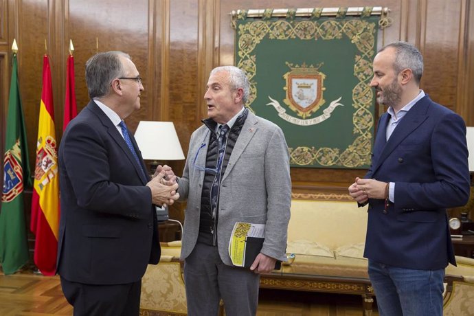 Enrique Maya, Carlos Artundo y Fermín Alonso