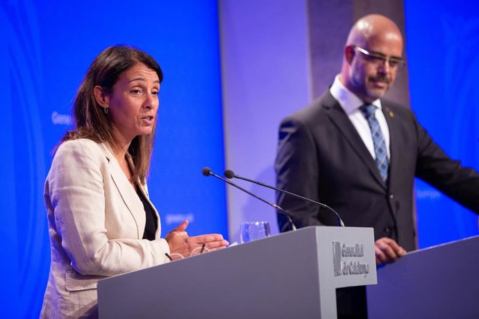 La portaveu del Govern de la Generelitat, Meritxell Budó, i el conseller d'Interior de la Generelitat de Catalunya, Miquel Buch, en roda de premsa després del Consell Executiu, Barcelona (Espanya), 17 de setembre del 2019.