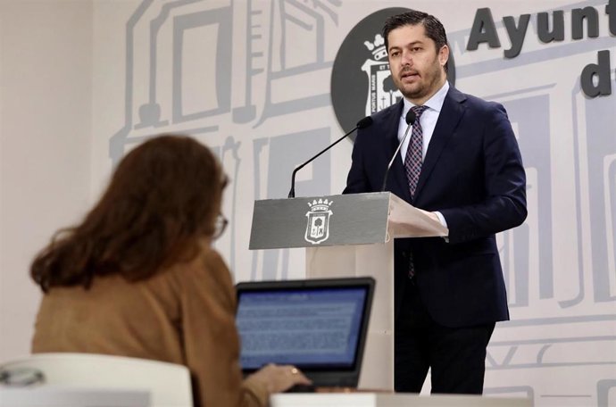 El portavoz del equipo de gobierno en el Ayuntamiento de Huelva, Francisco Baluffo.