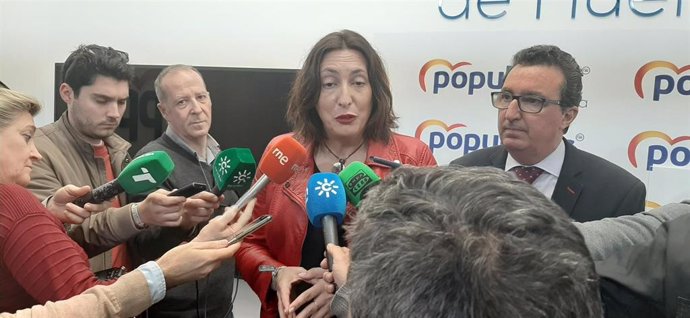 La secretaria general del PP-A Lóles López en Huelva