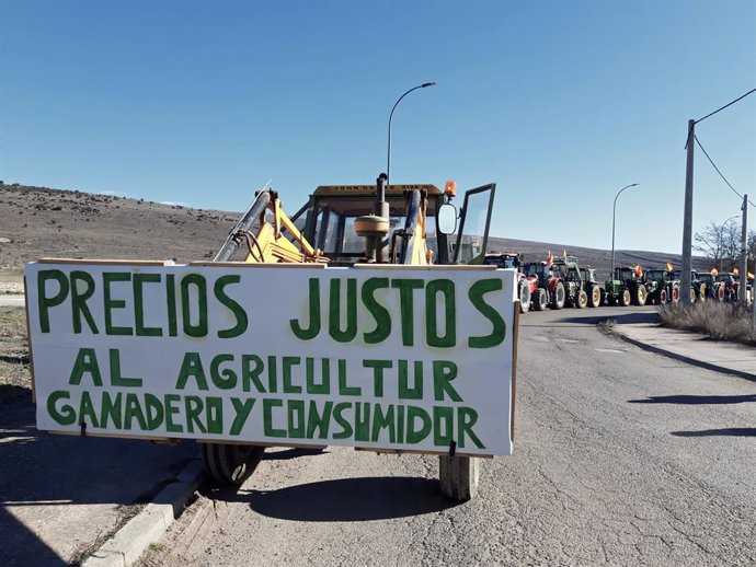 Economía.- Cientos de agricultores se movilizan en Molina de Aragón (Guadalajara