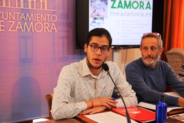 Los concejales Pablo Novo y Romualdo Fernández presentan la Línea Zamora.