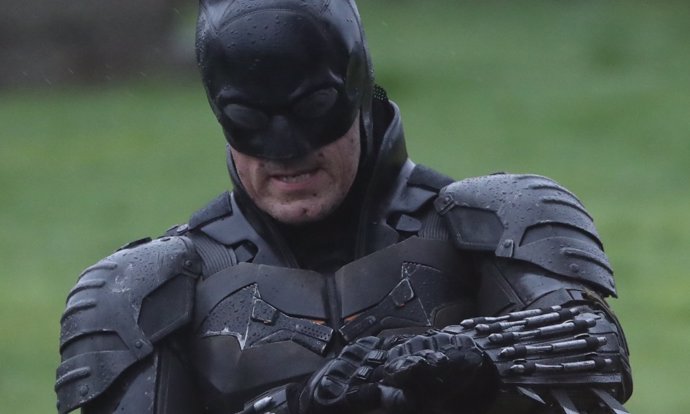 Nuevo vistazo al traje del Batman de Matt Reeves