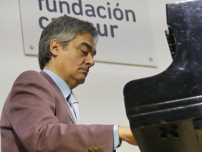 El arte de la improvisación llega al Espacio Turina de la mano del pianista Andrés Carlos Manchado