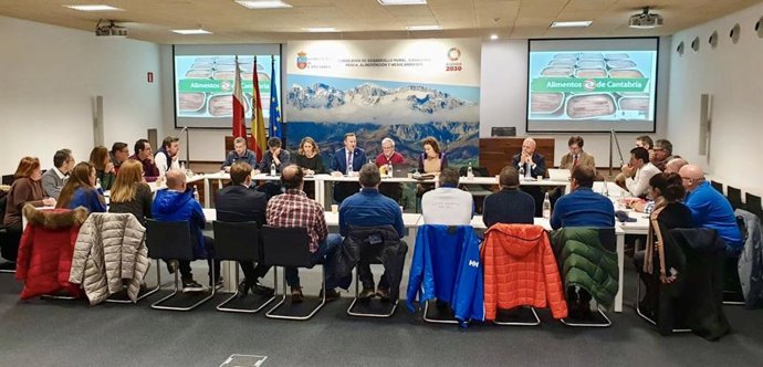 Cantabria crea una asociación de conserveros para promover la IGP de la anchoa del Cantábrico