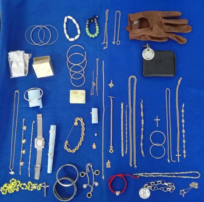 Objetos recuperado de la investigación policial.