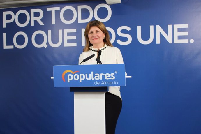 Almería.- Espinosa anima al Parlamento a reclamar al Gobierno de Sánchez la baja