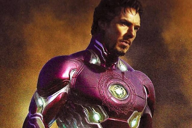 Doctor Strange con la armadura de Iron Man en Vengadores: Infinity War