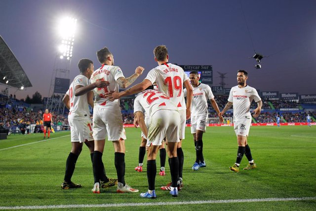 Fútbol/Primera.- (Crónica) El Sevilla se levanta en Getafe