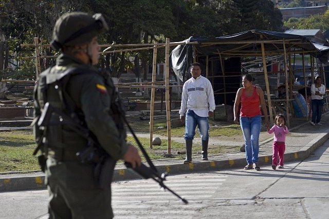 Colombia.- Desplazados 180 campesinos por la presencia de individuos armados en 