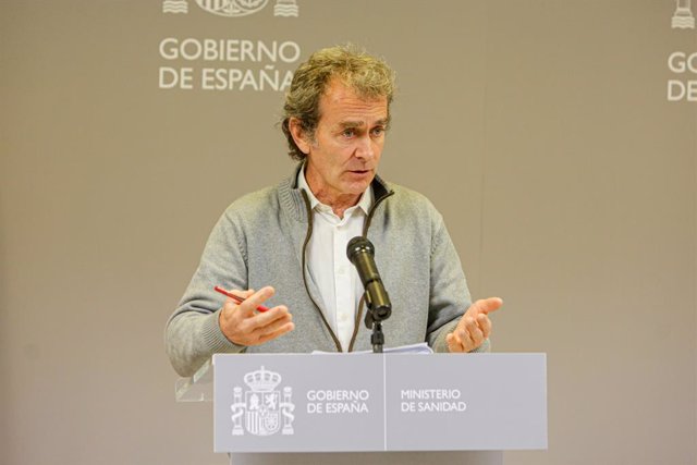 El director del Centro de Alertas y Emergencias Sanitarias, Fernando Simón, durante la rueda de prensa prensa posterior a la reunión del Comité de Seguimiento del Coronavirus celebrada en el Ministerio de Sanidad, en Madrid a 23 de febrero de 2020.