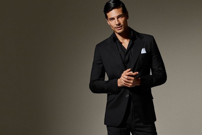 Silbon presenta para esta primavera la Colección Tailoring SS de la mano del influencer Javier de Miguel