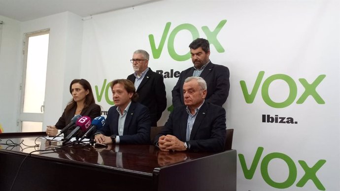 Jorge Campos informa sobre las cuentas de Actúa y su integración en Vox España