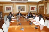 Sanidad convoca este martes con urgencia a las CCAA para acordar nuevas medidas