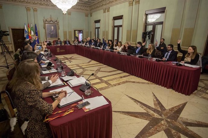 Pleno del Ayuntamiento de Huelva.