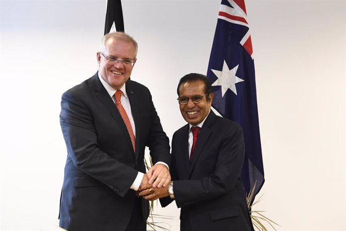 El primer ministro de Timor Oriental Taur Matan Ruak (d) junto al de Australia Scott Morrison.
