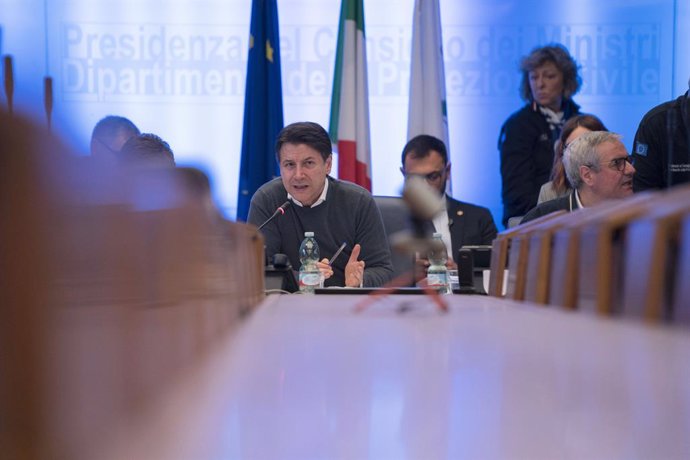 Giuseppe Conte en una reunió del Govern itali a Roma