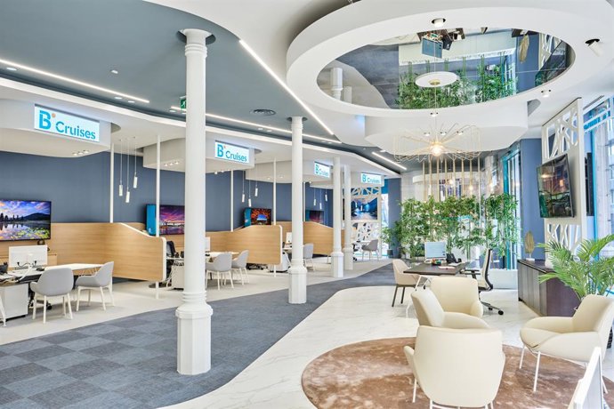 B Cruises inaugura su primera flagship en Barcelona