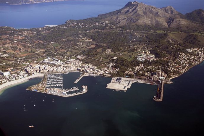 Imagen aérea del Puerto de Alcúdia, un puerto clasificado como de interés general y gestionado por el Estado.