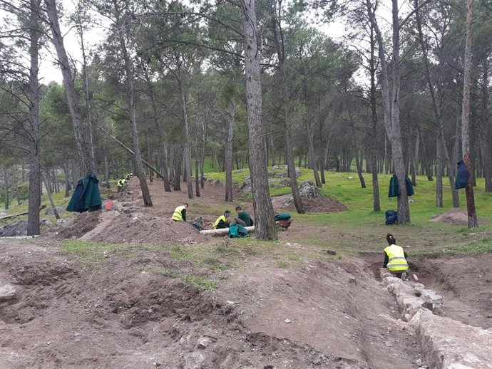 Trabajos para la recuperación del sendero islámico en el Cerro de Santa Catalina