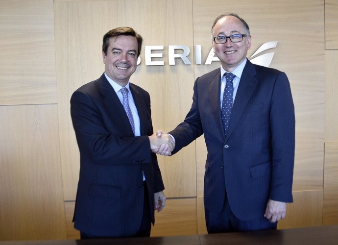 Eduardo López-Puertas, director general de IFEMA, y Luis Gallego, presidente de Iberia.