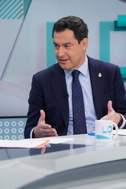 Juanma Moreno, este miércoles durante la entrevista