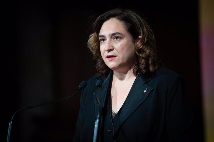 La alcaldesa de Barcelona, Ada Colau, interviene en la entrega de los Premis Ciutat de Barcelona, en Barcelona/Catalunya (España) a 11 de febrero de 2020.