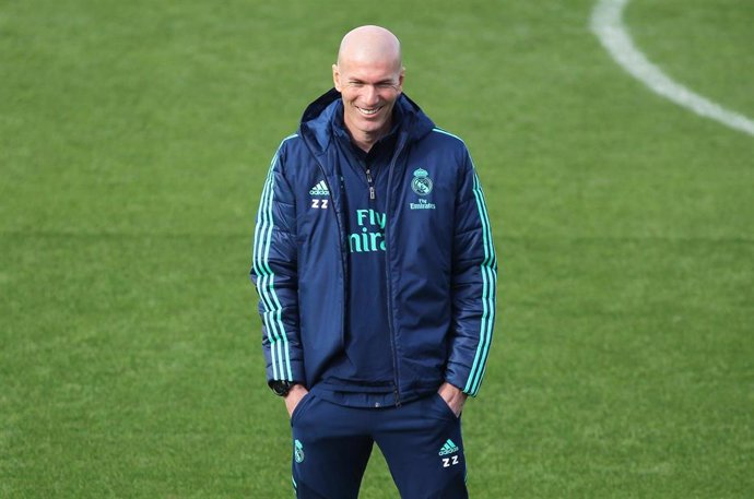 Zinédine Zidane durante un entrenamiento del Real Madrid