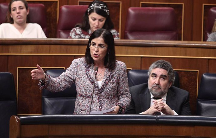 La ministra de Política Territorial, Carolina Darias, interviene en la sesión plenaria en el Congreso de los Diputado