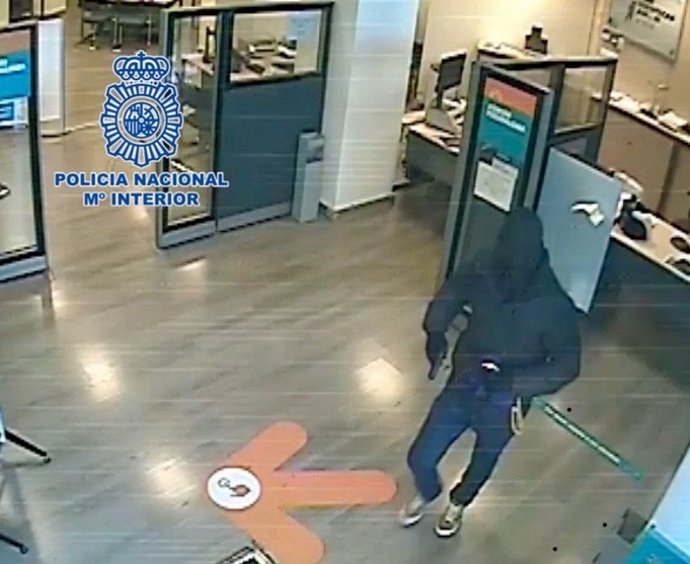 Policía Nacional detiene al presunto atracador que asaltó una entidad bancaria en Cartagena