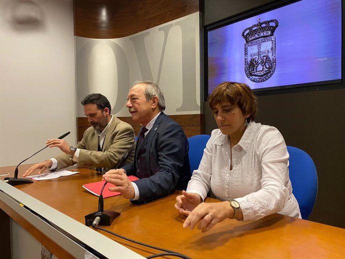 Ricardo Fernández, Wenceslao López y Ana Rivas.
