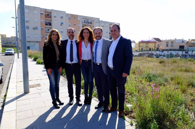 La portavoz de Ciudadanos y teniente de Alcalde de Alcalá de Guadaíra, Rosa Carro, ha valorado muy positivamente la reunificación de los juzgados.