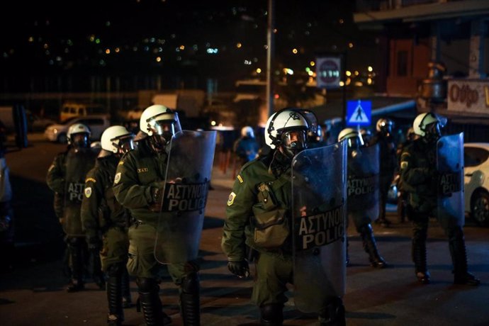 Despliegue policial en la isla de Lesbos