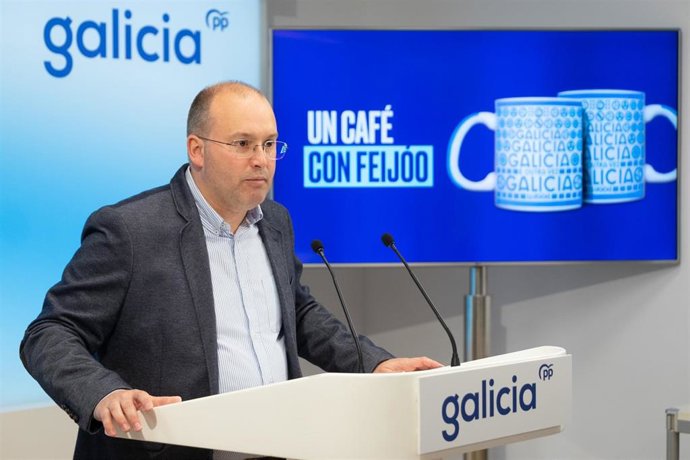 Tellado presenta 'Un café con Feijóo'
