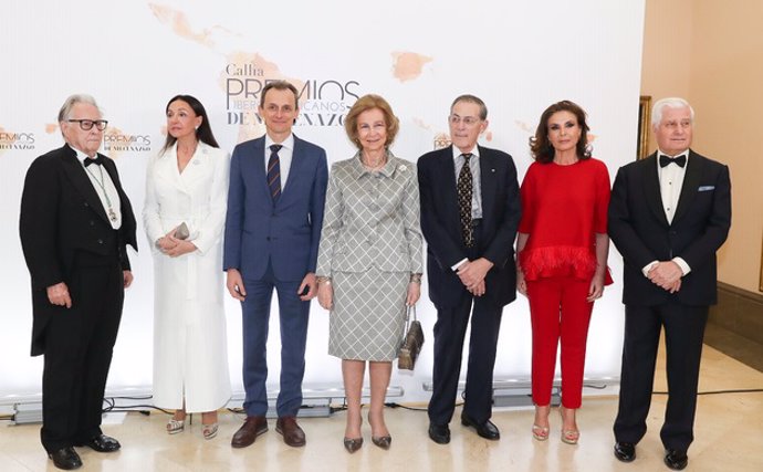 La reina Sofía preside la entrega de los Premios Iberoamericanos de Mecenazgo de la Fundación Callia a Esther Koplowitz, empresaria y mecenas y a Phillippe de Montebello, presidente de la Hispanic Society of America.