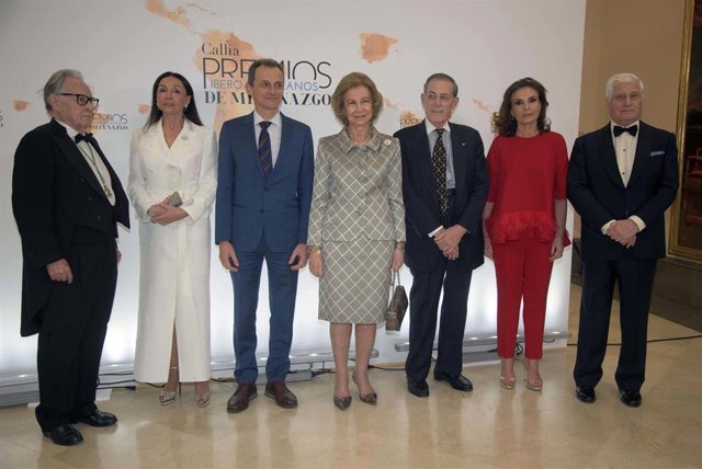 La Reina Sofía Preside La Entrega De Los Premios Iberoamericanos Del Mecenazgo