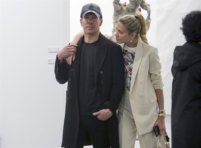 Diego Simeone y Carla Pereyra, en ARCO