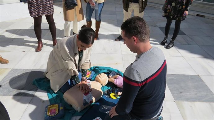 Empresas del PTA se suman al proyecto Málaga Cardioprotegida