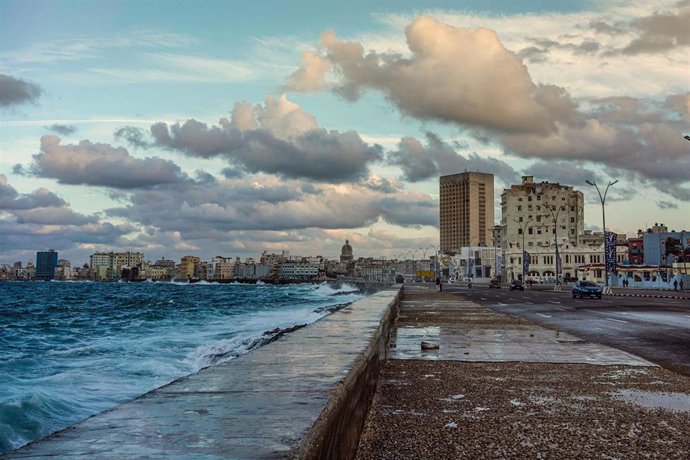 Vistá del malecón en La Habana