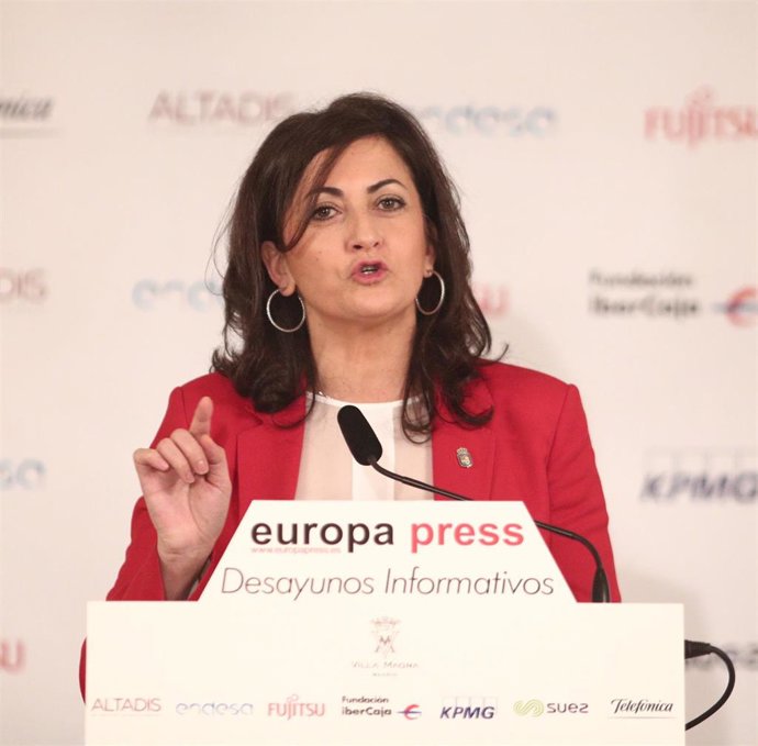 La presidenta de la Comunidad de La Rioja,  Concha Andreu, durante su intervención en un desayuno informativo de Europa Press, en Madrid (España), a 13 de febrero de 2020.