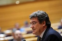 Escrivá aboga por incentivar que la edad efectiva de jubilación se acerque a la real