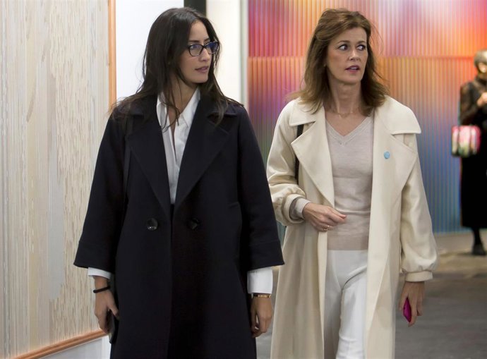 Numerosos rostros conocidos acuden a la primera jornada de la Feria Internacional de Arte Contemporáneo de Madrid