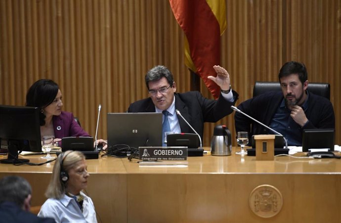 EL ministro de Inclusión, Migraciones y Seguridad Social, José Luis Escrivá, durante su comparecencia en la Comisión del Congreso.