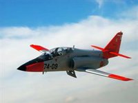 El C-101 siniestrado en Murcia, un avión de enseñanza y vuelo acrobático con 40 años de servicio