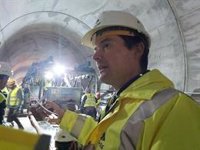 Adif no contempla, "en este momento, ningún riesgo" que pueda comprometer la llegada del AVE en junio de 2021